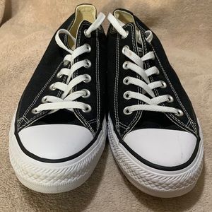 Unisex Converse All-Star Low Top.